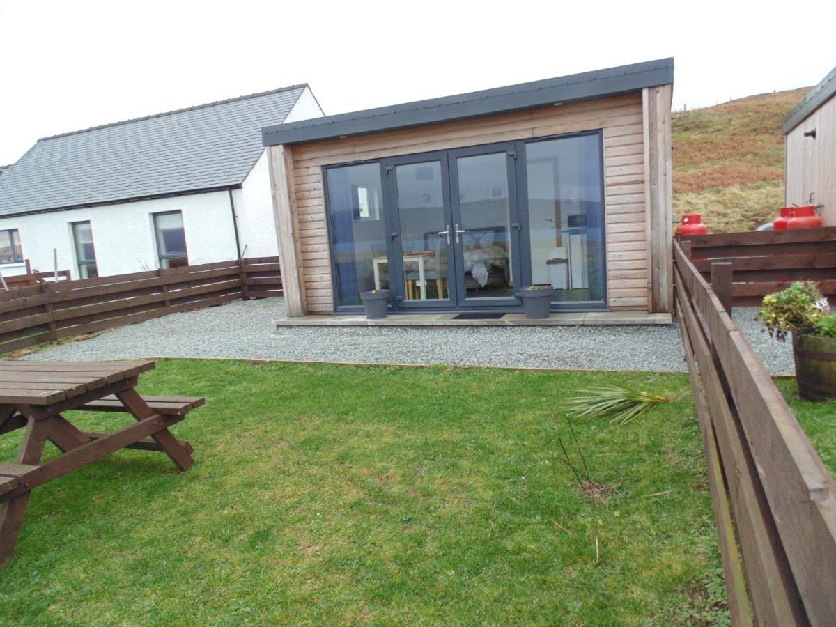 Lampay Chalets Villa Dunvegan  Exterior photo